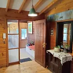 Raki Bed And Breakfast Hostel